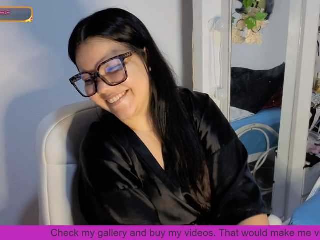 carolinahairy live cam preview