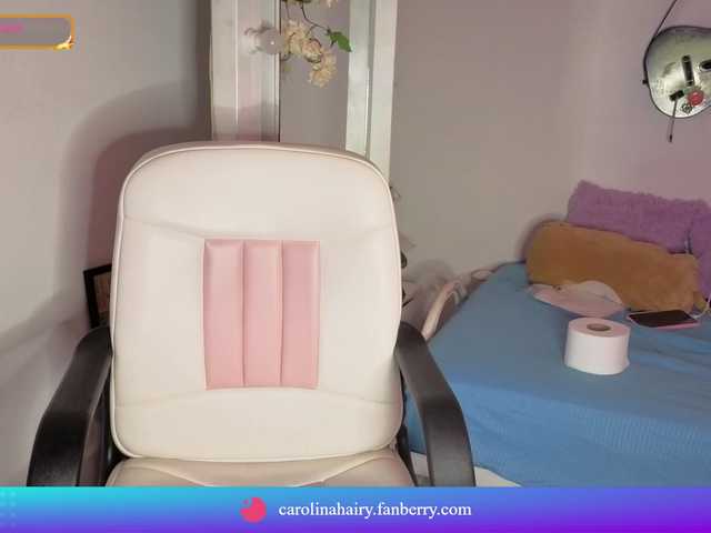 carolinahairy live webcam show