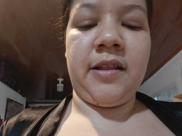 carolinahairy live webcam show