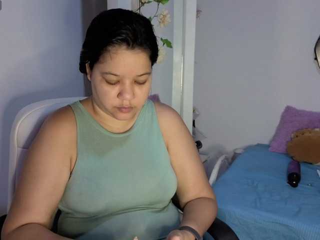 carolinahairy live webcam show