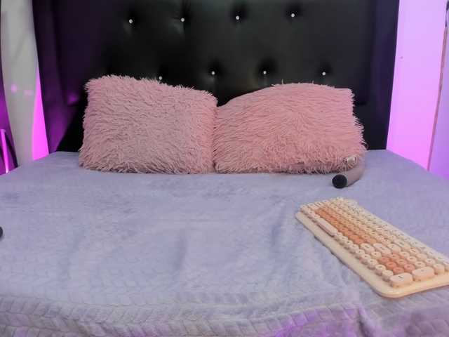 Hanna-K live cam on BongaCams