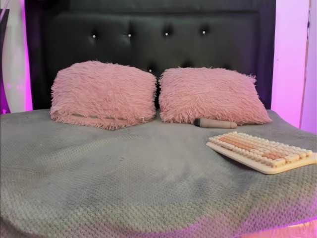 Hanna-K live cam on BongaCams