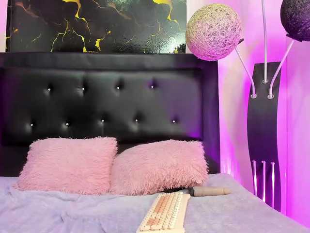 Hanna-K live cam on BongaCams
