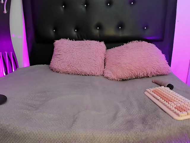 Hanna-K live cam on BongaCams