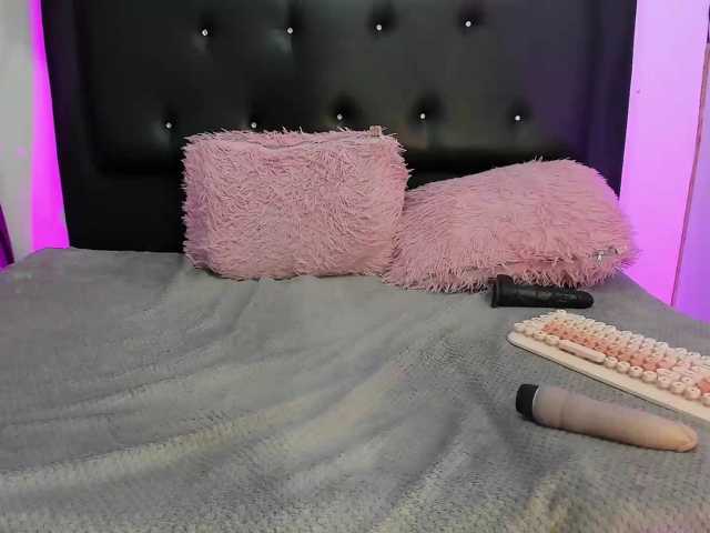 Hanna-K live cam on BongaCams