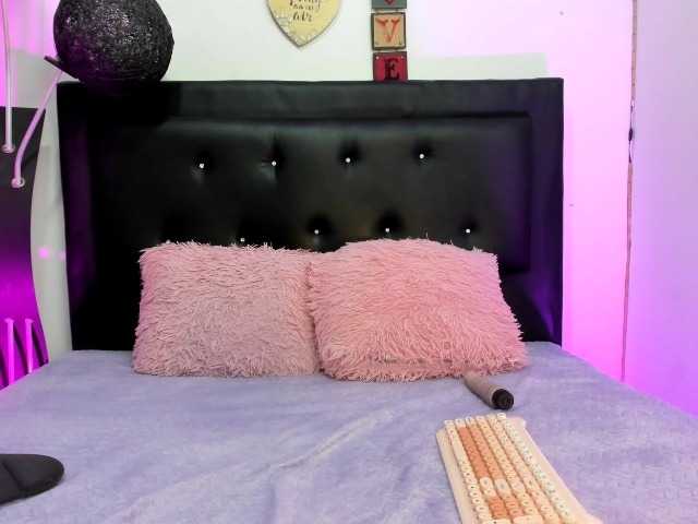 Hanna-K live cam on BongaCams