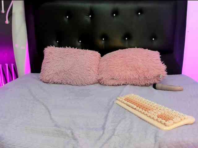 Hanna-K Live Webcam on BongaCams