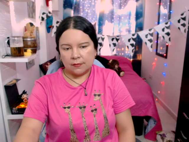 clarie- live cam preview