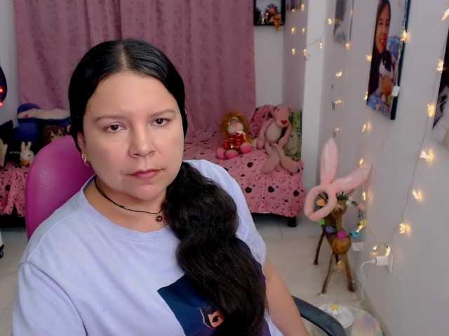 clarie-'s BongaCams show and profile