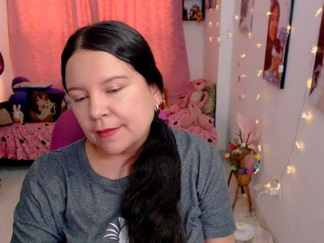 le modèle clarie- est en webcam porno dans un show sur le site bongacams, il possède les tags suivants: Latino/Hispanic,Brunette,Shaved