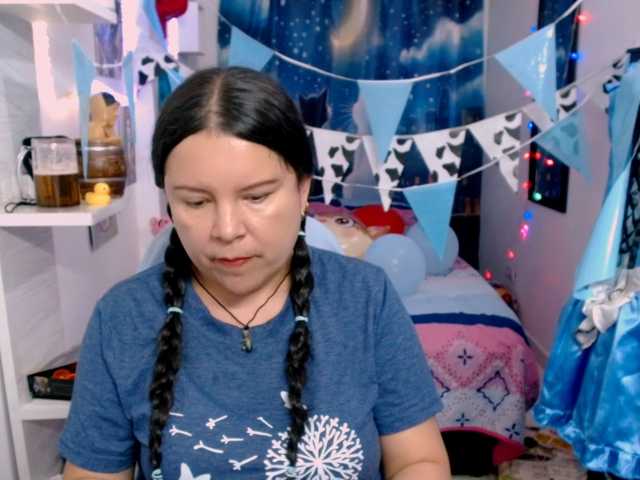 clarie- live cam preview