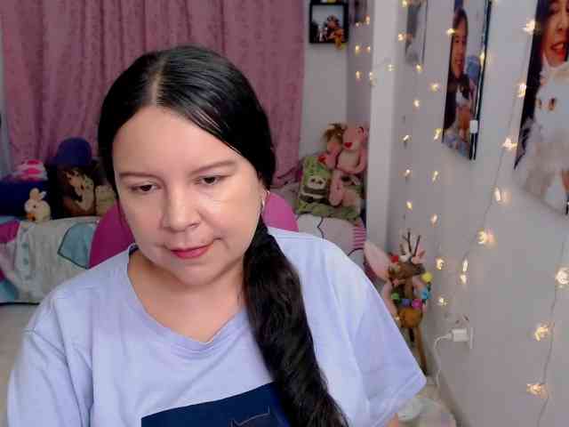 clarie- Live Webcam on BongaCams