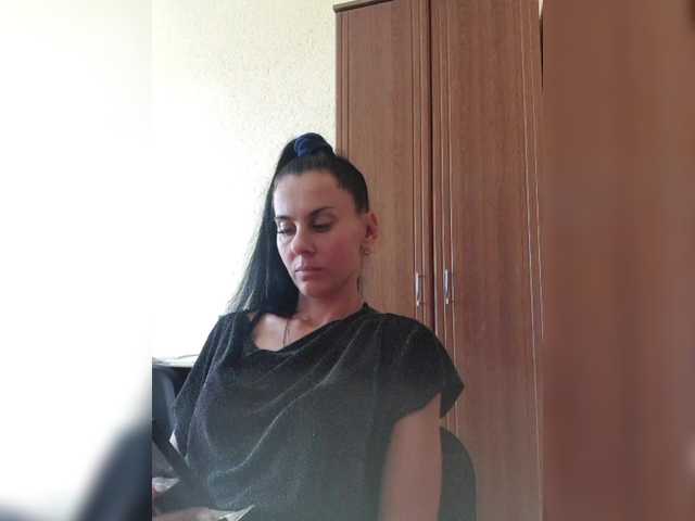 1Glorya1 live cam on BongaCams