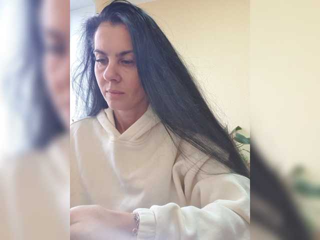 1Glorya1 live cam on BongaCams