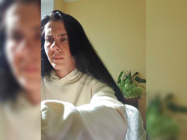 1Glorya1 live cam on BongaCams
