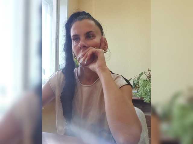 1Glorya1 live cam on BongaCams