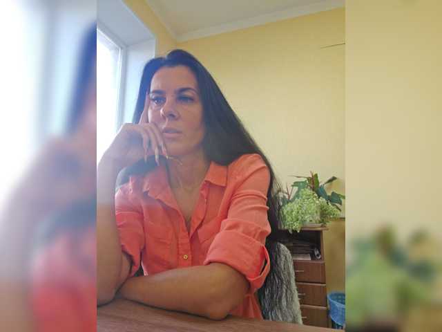 1Glorya1 live cam on BongaCams