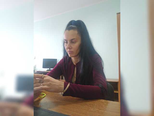1Glorya1 live cam on BongaCams
