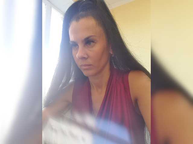 1Glorya1 live cam on BongaCams