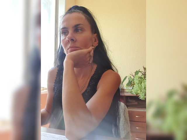 1Glorya1 live cam on BongaCams