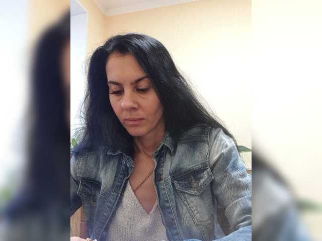 1Glorya1 live cam on BongaCams