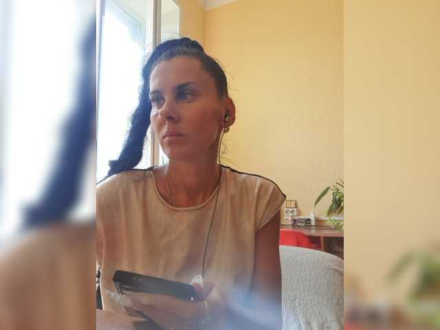 1Glorya1