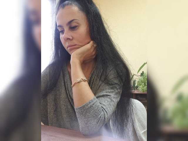 1Glorya1 live cam on BongaCams