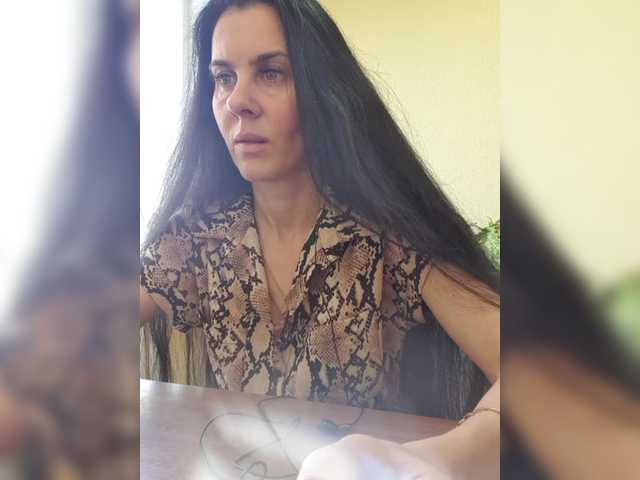 1Glorya1 live cam on BongaCams