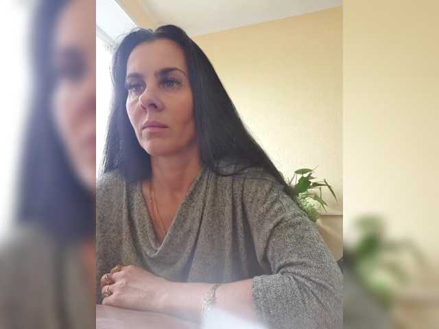 1Glorya1 live cam on BongaCams