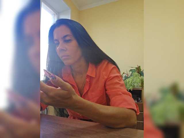 1Glorya1 live cam on BongaCams