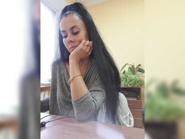 1Glorya1 live cam on BongaCams