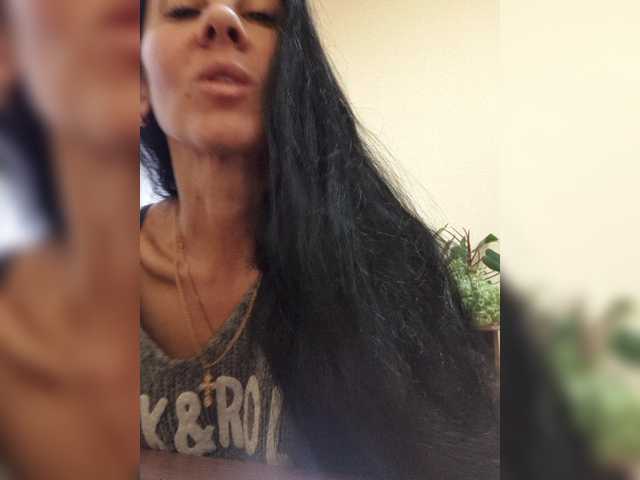 1Glorya1