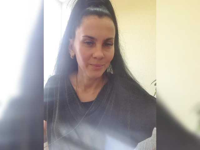 1Glorya1 live cam on BongaCams