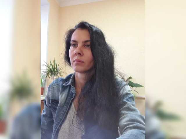 1Glorya1 live cam on BongaCams