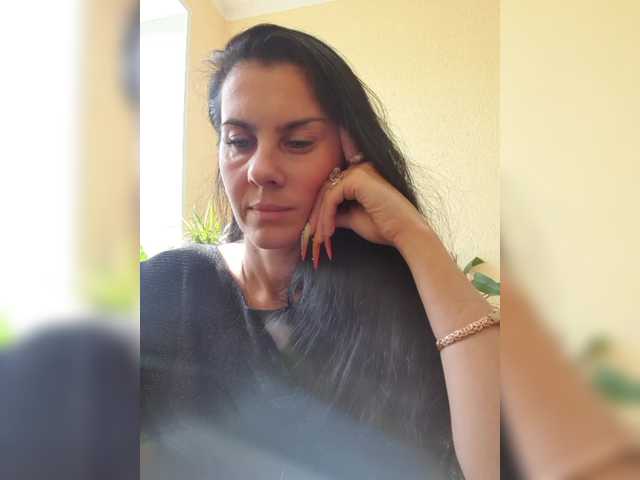 1Glorya1 live cam on BongaCams