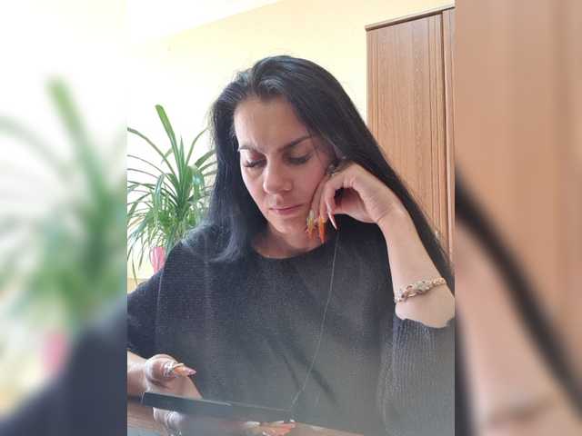 1Glorya1 live cam on BongaCams