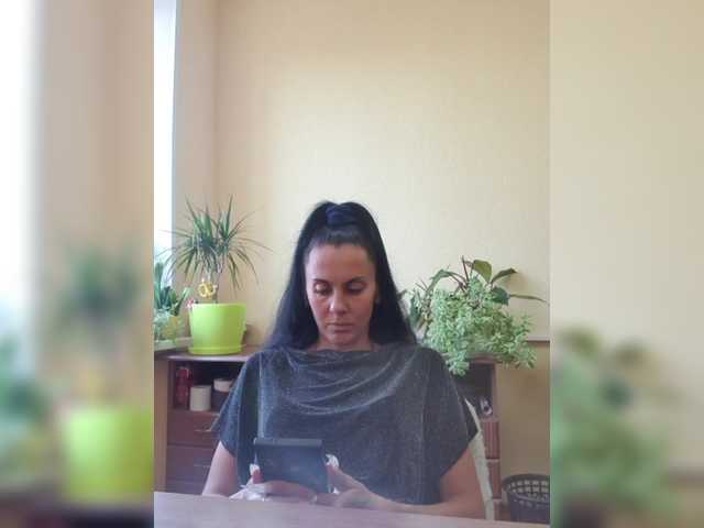 1Glorya1 live cam on BongaCams