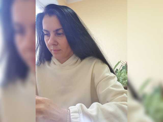 1Glorya1 live cam on BongaCams