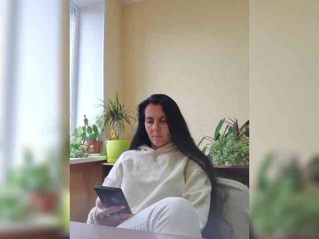 1Glorya1 1Glorya1