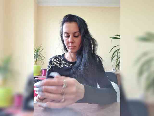 1Glorya1 Live Webcam on BongaCams