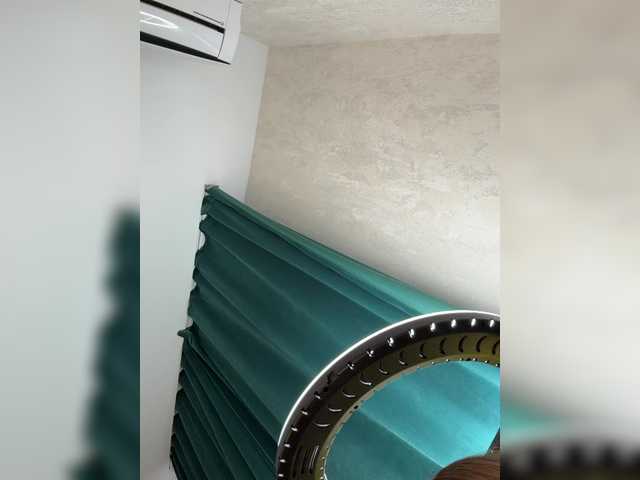 Ellidi's BongaCams show and profile