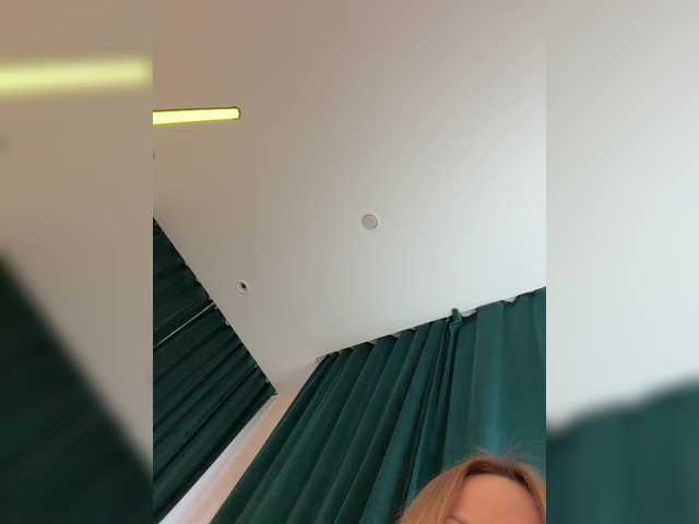 Ellidi's BongaCams show and profile