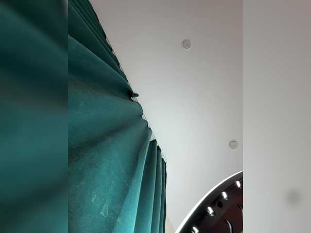 go to chat with _Ellidi_