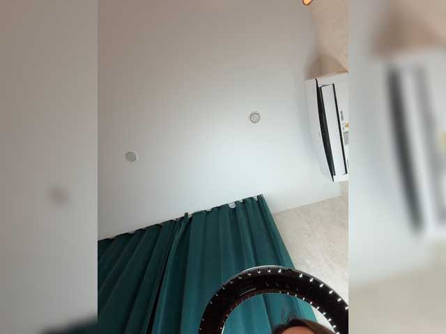 Ellidi live cam on BongaCams