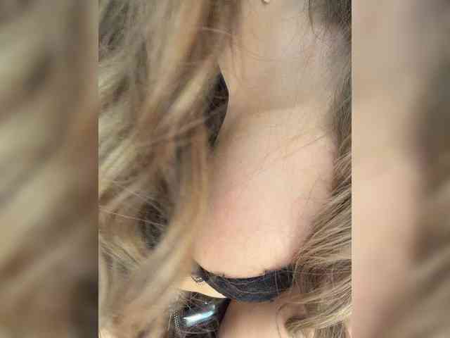 Ellidi Sex Cam Show