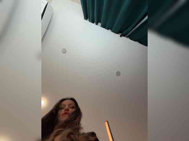 Ellidi Sex Cam Show