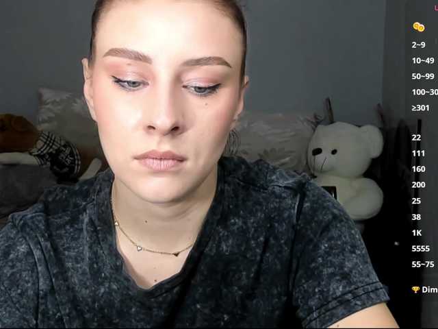 RedheadDevil live cam preview