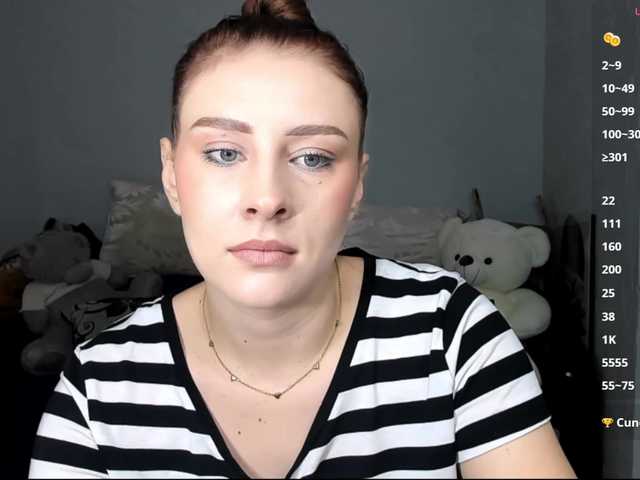 RedheadDevil live cam preview