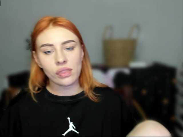 virgokristy live cam on BongaCams