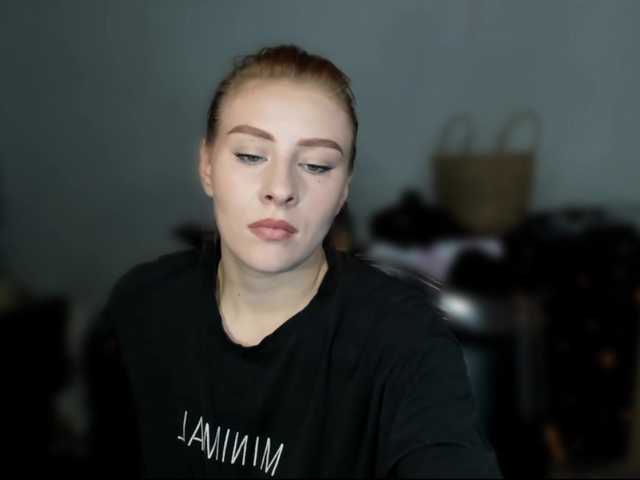 RedheadDevil live webcam show